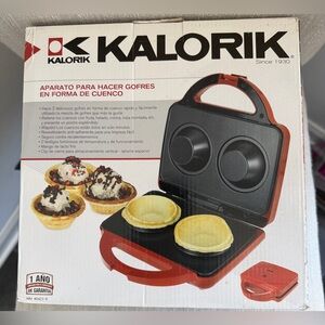 kalorik NIB Two Red Waffle Bowl Maker